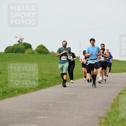 10.05.2026 - 8. Wedeler Halbmarathon Dr. Thomas Lammeyer http://msf.ph/oto/9701139 10.05.2026 11:41:58 Laufen 1030, 364, 2207 meine-sportfotos.de