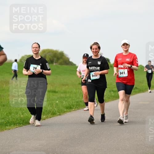 10.05.2026 - 8. Wedeler Halbmarathon Dr. Thomas Lammeyer http://msf.ph/oto/9701195 10.05.2026 11:42:07 Laufen 1030, 1020, 941 meine-sportfotos.de