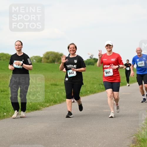 10.05.2026 - 8. Wedeler Halbmarathon Dr. Thomas Lammeyer http://msf.ph/oto/9701201 10.05.2026 11:42:08 Laufen 942, 1020, 941 meine-sportfotos.de