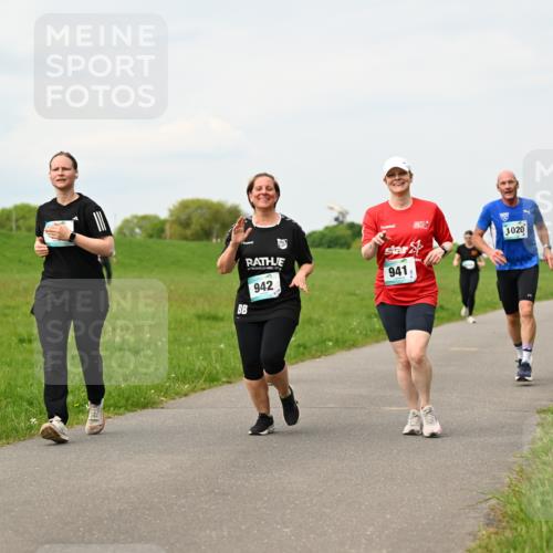 10.05.2026 - 8. Wedeler Halbmarathon Dr. Thomas Lammeyer http://msf.ph/oto/9701202 10.05.2026 11:42:08 Laufen 942, 941, 1020 meine-sportfotos.de