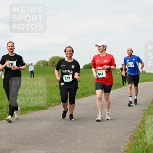 10.05.2026 - 8. Wedeler Halbmarathon Dr. Thomas Lammeyer http://msf.ph/oto/9701205 10.05.2026 11:42:08 Laufen 020, 941, 942 meine-sportfotos.de
