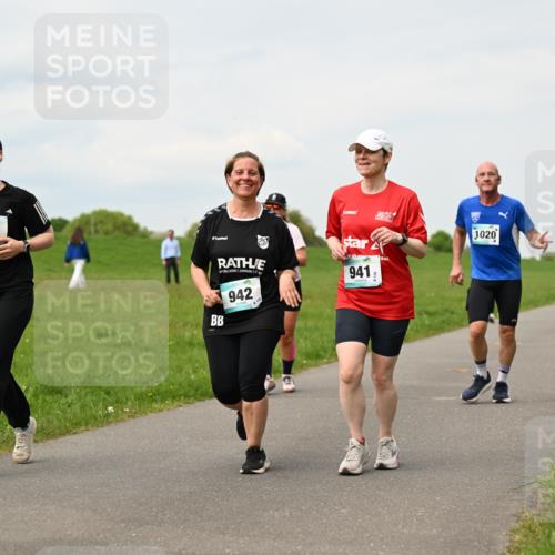 10.05.2026 - 8. Wedeler Halbmarathon Dr. Thomas Lammeyer http://msf.ph/oto/9701208 10.05.2026 11:42:09 Laufen 942, 941, 1020 meine-sportfotos.de