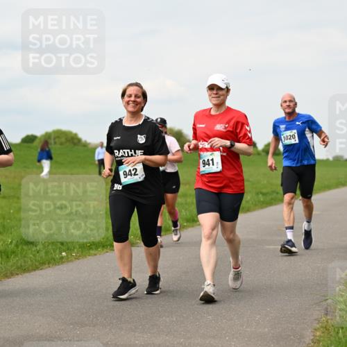 10.05.2026 - 8. Wedeler Halbmarathon Dr. Thomas Lammeyer http://msf.ph/oto/9701209 10.05.2026 11:42:09 Laufen 942, 941, 1020 meine-sportfotos.de