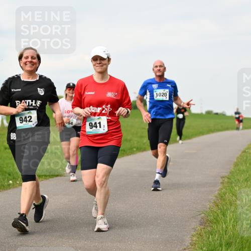 10.05.2026 - 8. Wedeler Halbmarathon Dr. Thomas Lammeyer http://msf.ph/oto/9701210 10.05.2026 11:42:09 Laufen 942, 941, 1020 meine-sportfotos.de