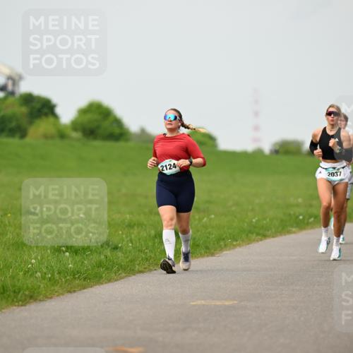 10.05.2026 - 8. Wedeler Halbmarathon Dr. Thomas Lammeyer http://msf.ph/oto/9701269 10.05.2026 11:42:25 Laufen 2124, 2037 meine-sportfotos.de
