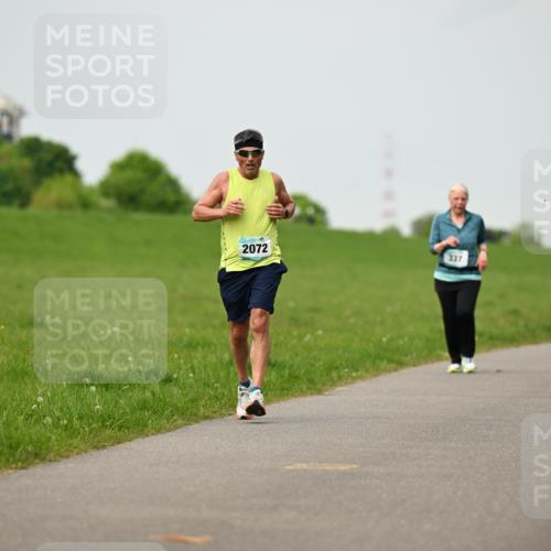 10.05.2026 - 8. Wedeler Halbmarathon Dr. Thomas Lammeyer http://msf.ph/oto/9701313 10.05.2026 11:42:41 Laufen 2072, 337 meine-sportfotos.de