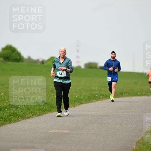 10.05.2026 - 8. Wedeler Halbmarathon Dr. Thomas Lammeyer http://msf.ph/oto/9701342 10.05.2026 11:42:46 Laufen 337, 528 meine-sportfotos.de