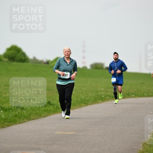 10.05.2026 - 8. Wedeler Halbmarathon Dr. Thomas Lammeyer http://msf.ph/oto/9701345 10.05.2026 11:42:46 Laufen 837 meine-sportfotos.de