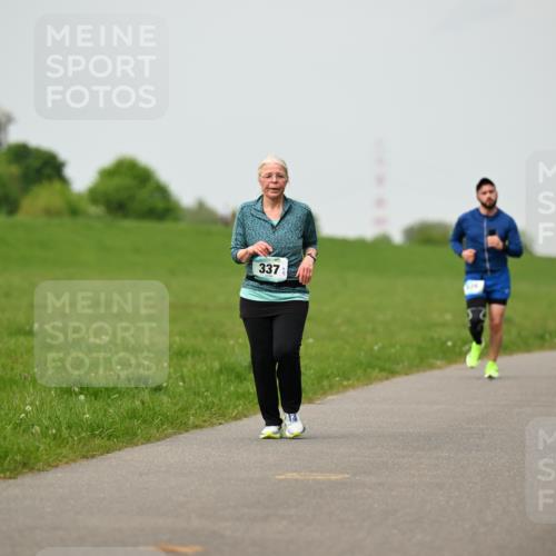 10.05.2026 - 8. Wedeler Halbmarathon Dr. Thomas Lammeyer http://msf.ph/oto/9701354 10.05.2026 11:42:47 Laufen 337 meine-sportfotos.de