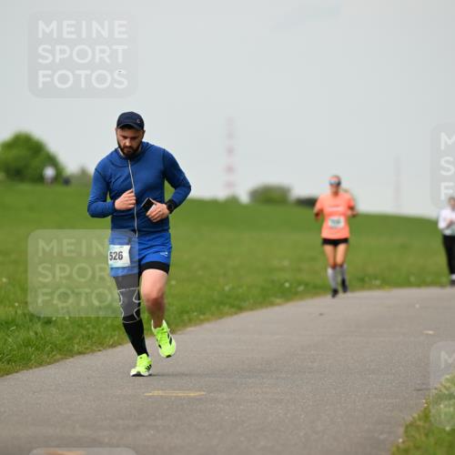 10.05.2026 - 8. Wedeler Halbmarathon Dr. Thomas Lammeyer http://msf.ph/oto/9701373 10.05.2026 11:42:53 Laufen 526 meine-sportfotos.de