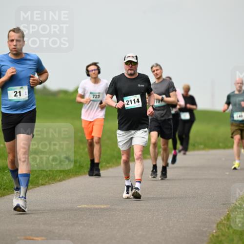 10.05.2026 - 8. Wedeler Halbmarathon Dr. Thomas Lammeyer http://msf.ph/oto/9701677 10.05.2026 11:44:26 Laufen 723, 2114 meine-sportfotos.de