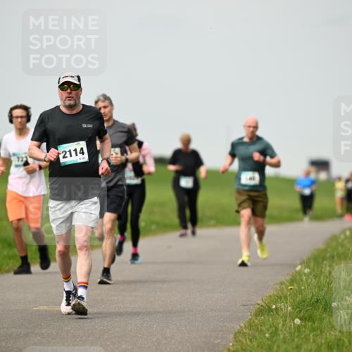 10.05.2026 - 8. Wedeler Halbmarathon Dr. Thomas Lammeyer http://msf.ph/oto/9701685 10.05.2026 11:44:27 Laufen 2114 meine-sportfotos.de