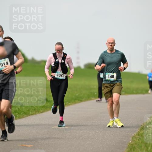 10.05.2026 - 8. Wedeler Halbmarathon Dr. Thomas Lammeyer http://msf.ph/oto/9701705 10.05.2026 11:44:31 Laufen 2114, 1014, 2020, 140 meine-sportfotos.de