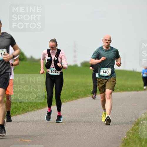 10.05.2026 - 8. Wedeler Halbmarathon Dr. Thomas Lammeyer http://msf.ph/oto/9701707 10.05.2026 11:44:31 Laufen 114, 014, 2020, 140 meine-sportfotos.de