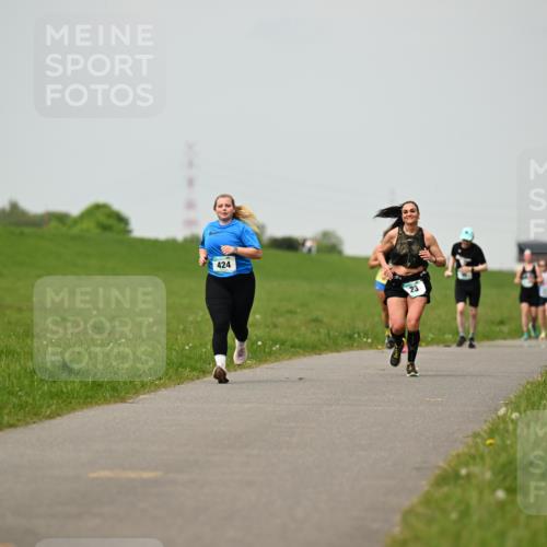 10.05.2026 - 8. Wedeler Halbmarathon Dr. Thomas Lammeyer http://msf.ph/oto/9701741 10.05.2026 11:44:43 Laufen 424 meine-sportfotos.de
