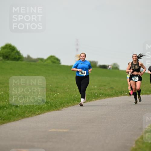 10.05.2026 - 8. Wedeler Halbmarathon Dr. Thomas Lammeyer http://msf.ph/oto/9701745 10.05.2026 11:44:44 Laufen 424 meine-sportfotos.de