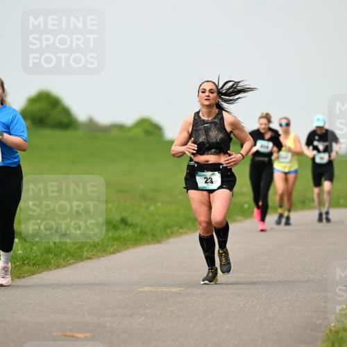 10.05.2026 - 8. Wedeler Halbmarathon Dr. Thomas Lammeyer http://msf.ph/oto/9701779 10.05.2026 11:44:49 Laufen 424 meine-sportfotos.de