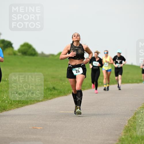 10.05.2026 - 8. Wedeler Halbmarathon Dr. Thomas Lammeyer http://msf.ph/oto/9701785 10.05.2026 11:44:50 Laufen 424 meine-sportfotos.de