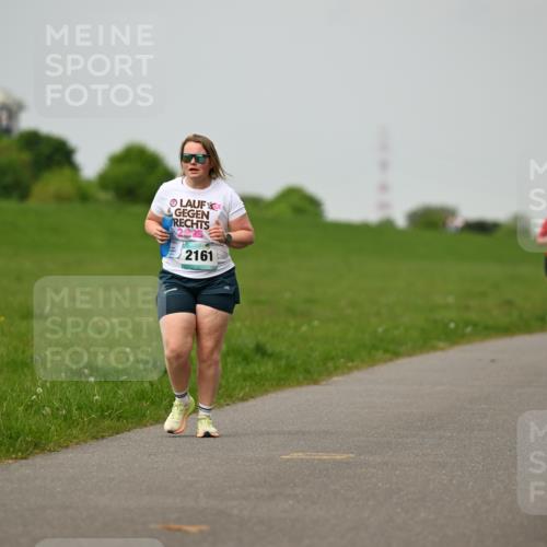 10.05.2026 - 8. Wedeler Halbmarathon Dr. Thomas Lammeyer http://msf.ph/oto/9701888 10.05.2026 11:45:18 Laufen 225, 2161 meine-sportfotos.de