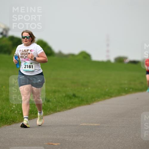 10.05.2026 - 8. Wedeler Halbmarathon Dr. Thomas Lammeyer http://msf.ph/oto/9701900 10.05.2026 11:45:20 Laufen 2161 meine-sportfotos.de