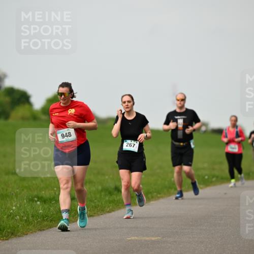 10.05.2026 - 8. Wedeler Halbmarathon Dr. Thomas Lammeyer http://msf.ph/oto/9701908 10.05.2026 11:45:33 Laufen 948, 267 meine-sportfotos.de