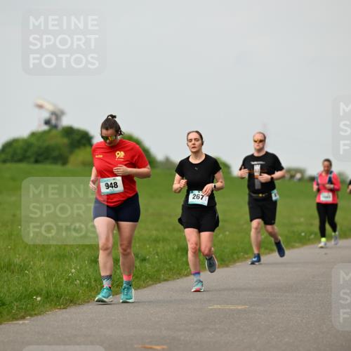 10.05.2026 - 8. Wedeler Halbmarathon Dr. Thomas Lammeyer http://msf.ph/oto/9701914 10.05.2026 11:45:34 Laufen 948, 267 meine-sportfotos.de