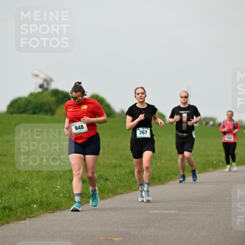10.05.2026 - 8. Wedeler Halbmarathon Dr. Thomas Lammeyer http://msf.ph/oto/9701916 10.05.2026 11:45:34 Laufen 948, 267 meine-sportfotos.de