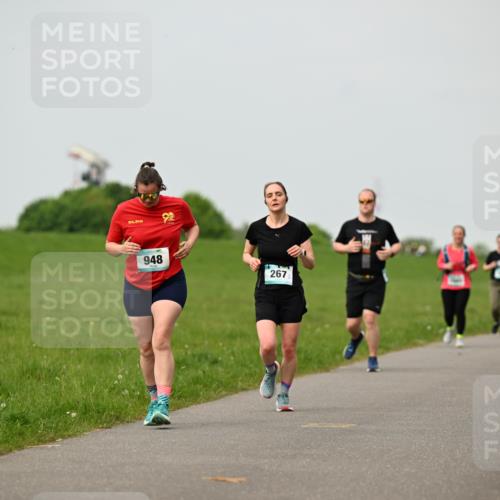 10.05.2026 - 8. Wedeler Halbmarathon Dr. Thomas Lammeyer http://msf.ph/oto/9701917 10.05.2026 11:45:34 Laufen 948, 267 meine-sportfotos.de