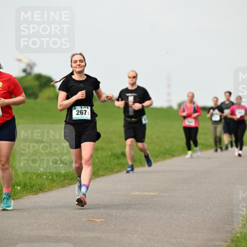 10.05.2026 - 8. Wedeler Halbmarathon Dr. Thomas Lammeyer http://msf.ph/oto/9701925 10.05.2026 11:45:36 Laufen 948, 267 meine-sportfotos.de