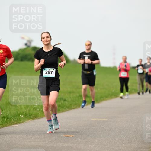 10.05.2026 - 8. Wedeler Halbmarathon Dr. Thomas Lammeyer http://msf.ph/oto/9701930 10.05.2026 11:45:37 Laufen 948, 267 meine-sportfotos.de
