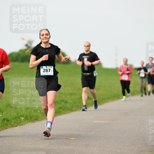 10.05.2026 - 8. Wedeler Halbmarathon Dr. Thomas Lammeyer http://msf.ph/oto/9701931 10.05.2026 11:45:37 Laufen 948, 267 meine-sportfotos.de