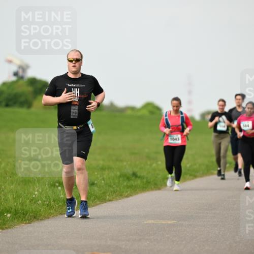 10.05.2026 - 8. Wedeler Halbmarathon Dr. Thomas Lammeyer http://msf.ph/oto/9701947 10.05.2026 11:45:39 Laufen 1043, 584 meine-sportfotos.de