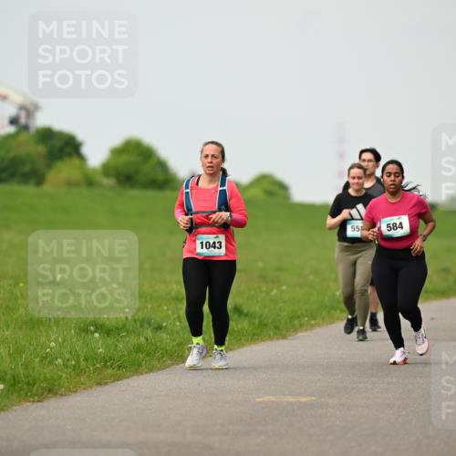 10.05.2026 - 8. Wedeler Halbmarathon Dr. Thomas Lammeyer http://msf.ph/oto/9701964 10.05.2026 11:45:42 Laufen 559, 1043, 584 meine-sportfotos.de