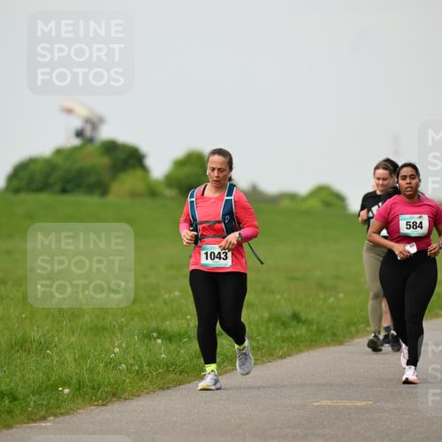 10.05.2026 - 8. Wedeler Halbmarathon Dr. Thomas Lammeyer http://msf.ph/oto/9701970 10.05.2026 11:45:43 Laufen 1043, 584 meine-sportfotos.de