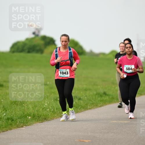 10.05.2026 - 8. Wedeler Halbmarathon Dr. Thomas Lammeyer http://msf.ph/oto/9701976 10.05.2026 11:45:44 Laufen 584, 1043 meine-sportfotos.de