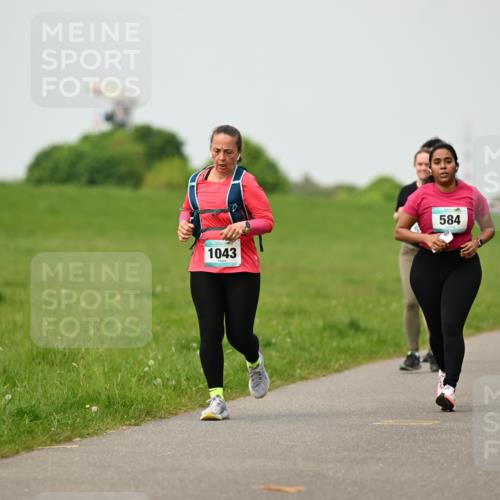10.05.2026 - 8. Wedeler Halbmarathon Dr. Thomas Lammeyer http://msf.ph/oto/9701978 10.05.2026 11:45:44 Laufen 1043, 584 meine-sportfotos.de