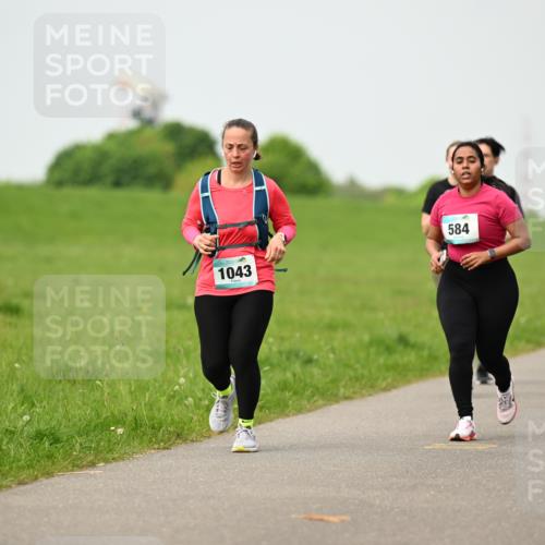 10.05.2026 - 8. Wedeler Halbmarathon Dr. Thomas Lammeyer http://msf.ph/oto/9701979 10.05.2026 11:45:44 Laufen 1043, 584 meine-sportfotos.de