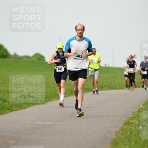 10.05.2026 - 8. Wedeler Halbmarathon Dr. Thomas Lammeyer http://msf.ph/oto/9702053 10.05.2026 11:45:57 Laufen 603, 303 meine-sportfotos.de