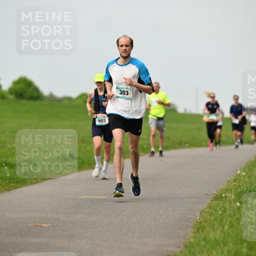 10.05.2026 - 8. Wedeler Halbmarathon Dr. Thomas Lammeyer http://msf.ph/oto/9702058 10.05.2026 11:45:58 Laufen 603, 303 meine-sportfotos.de