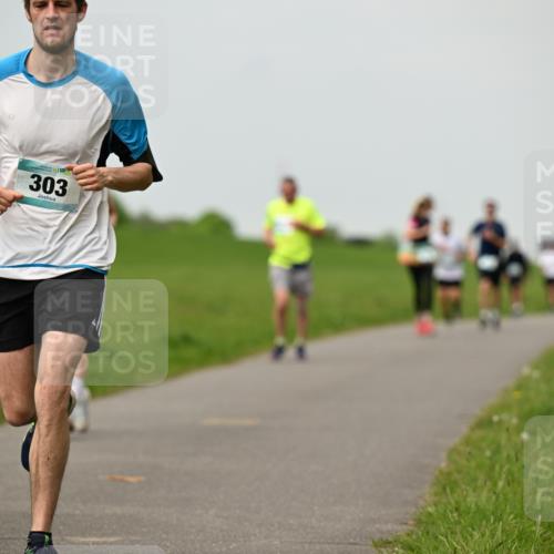 10.05.2026 - 8. Wedeler Halbmarathon Dr. Thomas Lammeyer http://msf.ph/oto/9702078 10.05.2026 11:46:01 Laufen 303 meine-sportfotos.de