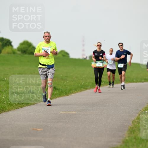 10.05.2026 - 8. Wedeler Halbmarathon Dr. Thomas Lammeyer http://msf.ph/oto/9702093 10.05.2026 11:46:04 Laufen 767 meine-sportfotos.de