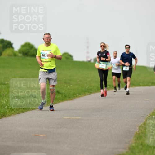 10.05.2026 - 8. Wedeler Halbmarathon Dr. Thomas Lammeyer http://msf.ph/oto/9702095 10.05.2026 11:46:04 Laufen 767 meine-sportfotos.de