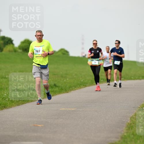 10.05.2026 - 8. Wedeler Halbmarathon Dr. Thomas Lammeyer http://msf.ph/oto/9702097 10.05.2026 11:46:04 Laufen 767 meine-sportfotos.de