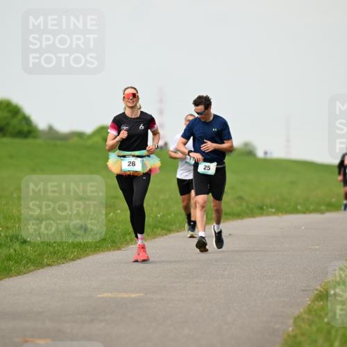 10.05.2026 - 8. Wedeler Halbmarathon Dr. Thomas Lammeyer http://msf.ph/oto/9702107 10.05.2026 11:46:07 Laufen  meine-sportfotos.de