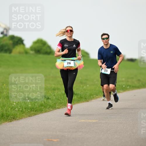 10.05.2026 - 8. Wedeler Halbmarathon Dr. Thomas Lammeyer http://msf.ph/oto/9702120 10.05.2026 11:46:08 Laufen  meine-sportfotos.de