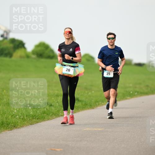 10.05.2026 - 8. Wedeler Halbmarathon Dr. Thomas Lammeyer http://msf.ph/oto/9702122 10.05.2026 11:46:08 Laufen  meine-sportfotos.de
