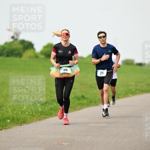 10.05.2026 - 8. Wedeler Halbmarathon Dr. Thomas Lammeyer http://msf.ph/oto/9702124 10.05.2026 11:46:09 Laufen  meine-sportfotos.de