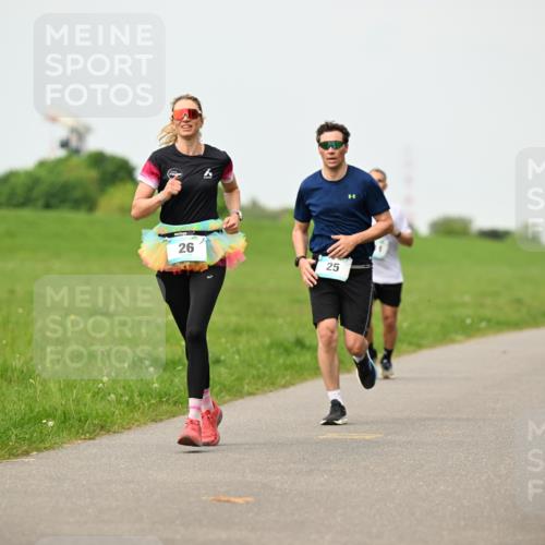 10.05.2026 - 8. Wedeler Halbmarathon Dr. Thomas Lammeyer http://msf.ph/oto/9702130 10.05.2026 11:46:10 Laufen  meine-sportfotos.de
