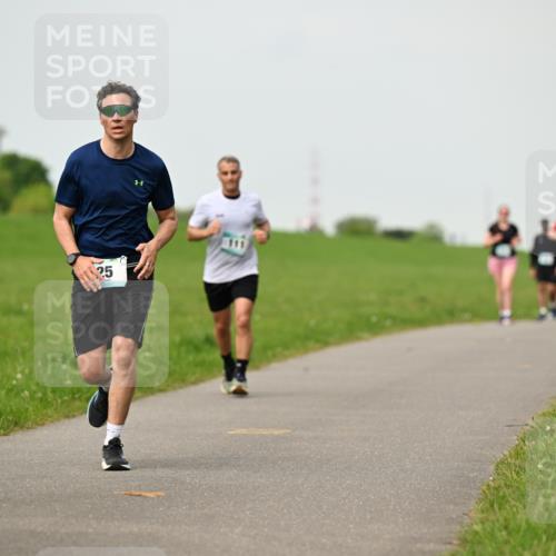 10.05.2026 - 8. Wedeler Halbmarathon Dr. Thomas Lammeyer http://msf.ph/oto/9702141 10.05.2026 11:46:11 Laufen  meine-sportfotos.de