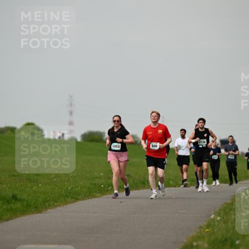 10.05.2026 - 8. Wedeler Halbmarathon Dr. Thomas Lammeyer http://msf.ph/oto/9702160 10.05.2026 11:46:18 Laufen 2136, 1053, 946, 3247 meine-sportfotos.de